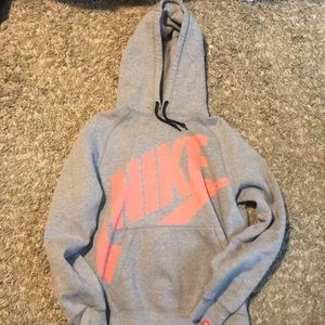 Men’s Medium Nike Hoodie